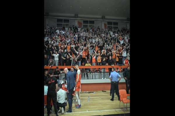 Bashkimi mposhtë Borën dhe siguron finalen