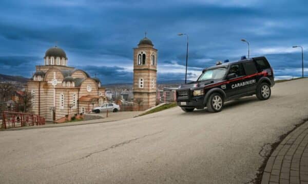 KFOR-i italian patrullojn në veri të vendit