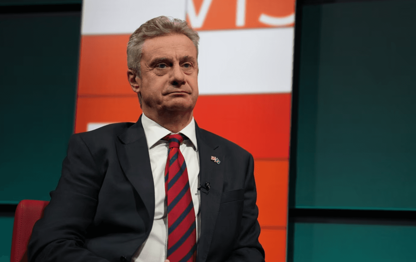 Britania paralajmëron Kosovën: Bllokada rrezikon mbështetjen ndërkombëtare