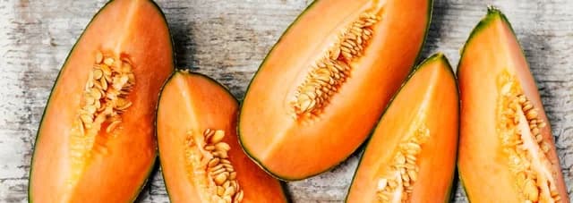 Si të zgjidhni një pjepër, 3 truke të pagabueshme për të përcaktuar nëse fruti është i pjekur