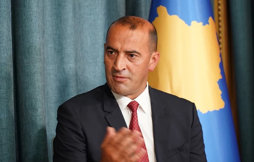 Daut Haradinaj thotë se do ta lëshojë mandatin e deputetit