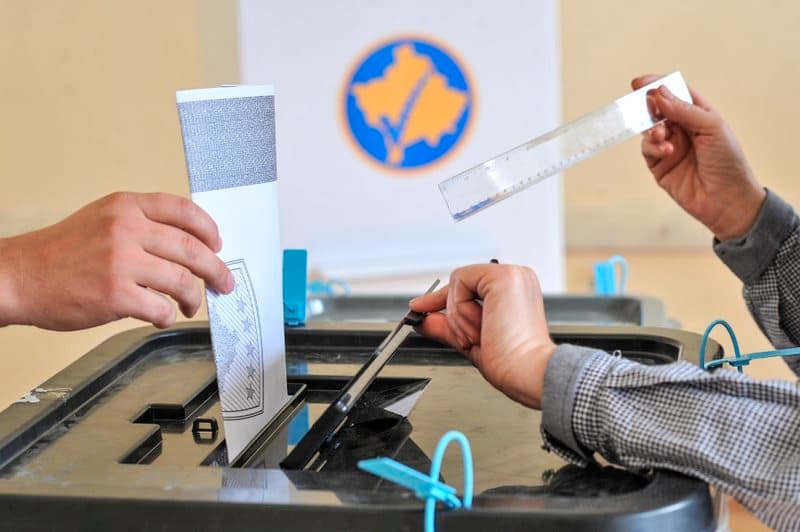 Rreth 58 mijë qytetarë kanë votuar deri në orën 9:00