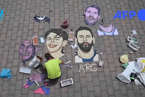 Artisti gjakovar krijon mozaikun unik me Messin dhe Yamalin para finales së Botërorit